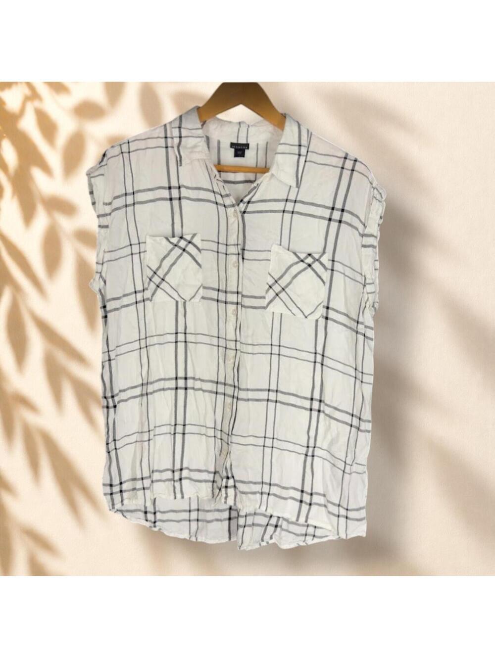 Attention Shirt Women L Large White Plaid Button Up Collared Sleeveless Pockets